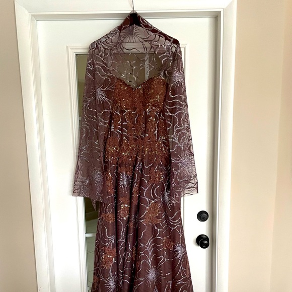 Jovani floor length gown - Picture 6 of 13